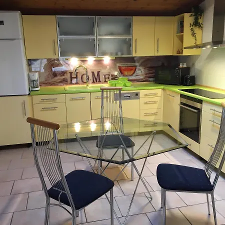 Horvath Apartmanhaz Daire Szigliget